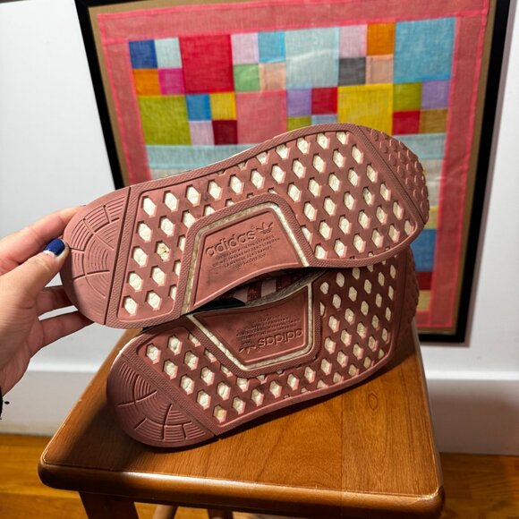 Adidas NMD R1 Primeknit in Raw Pink - Picture 5 of 6